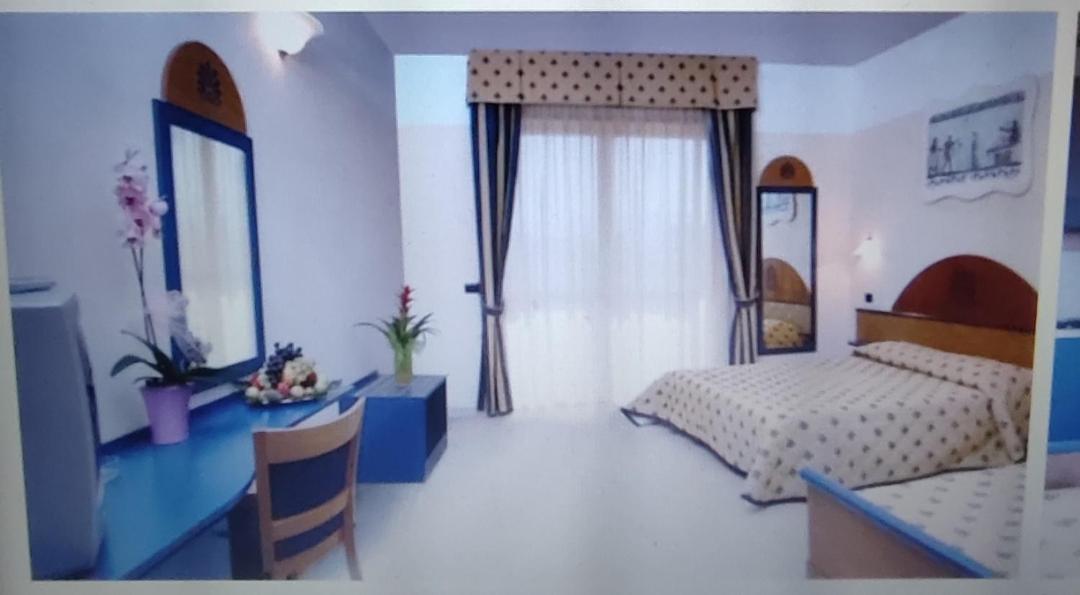 Akiris Aparthotel Nova Siri Marina Buitenkant foto